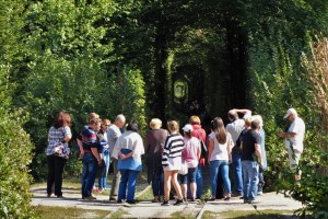 Тунель кохання, Клевань
